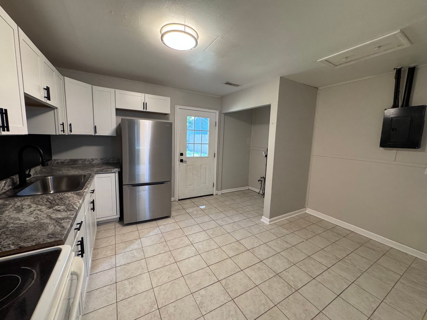 3 Bedroom 1 Bath In Paducah – photo 5