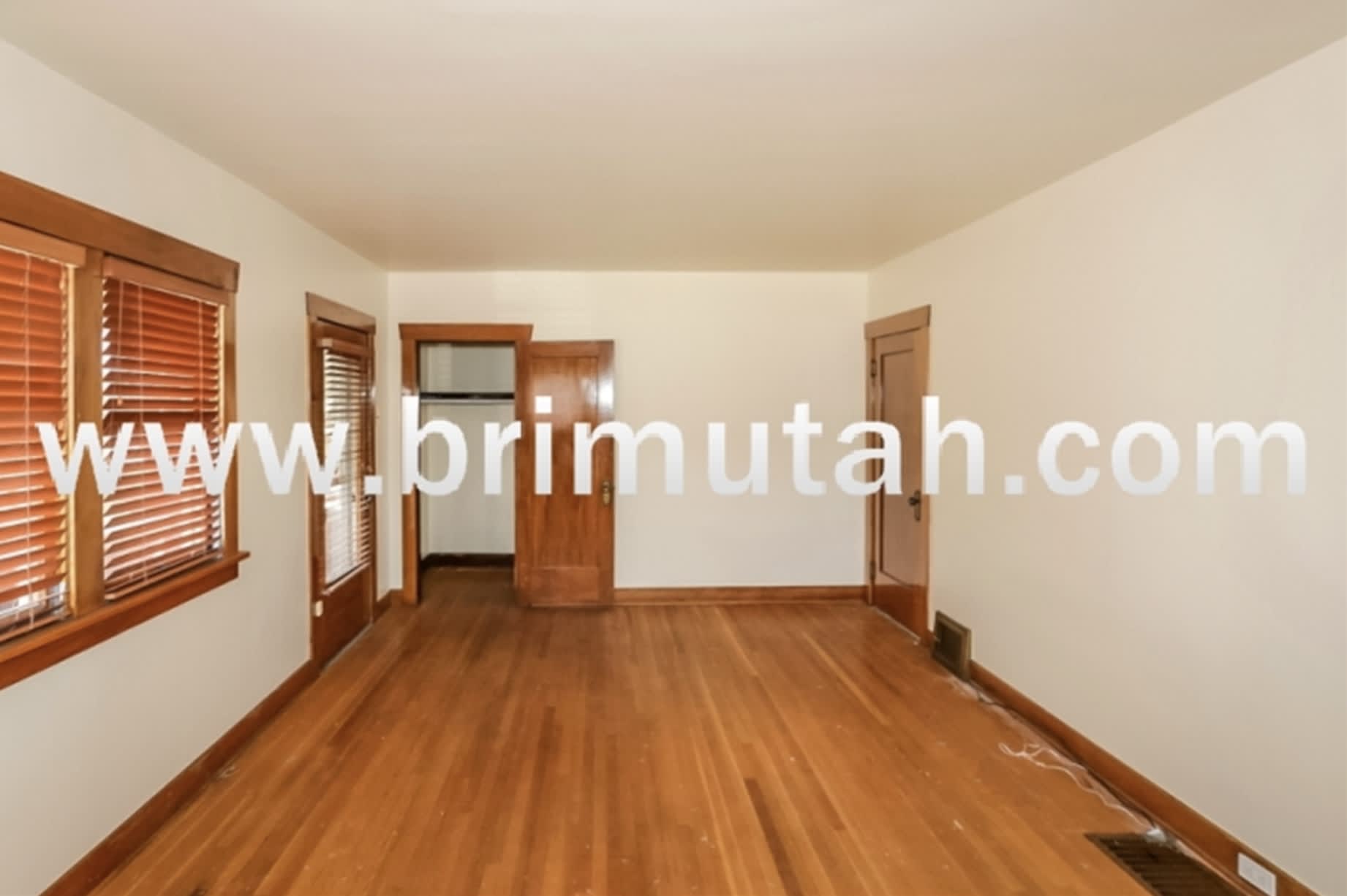 462 South 1100 E – photo 3
