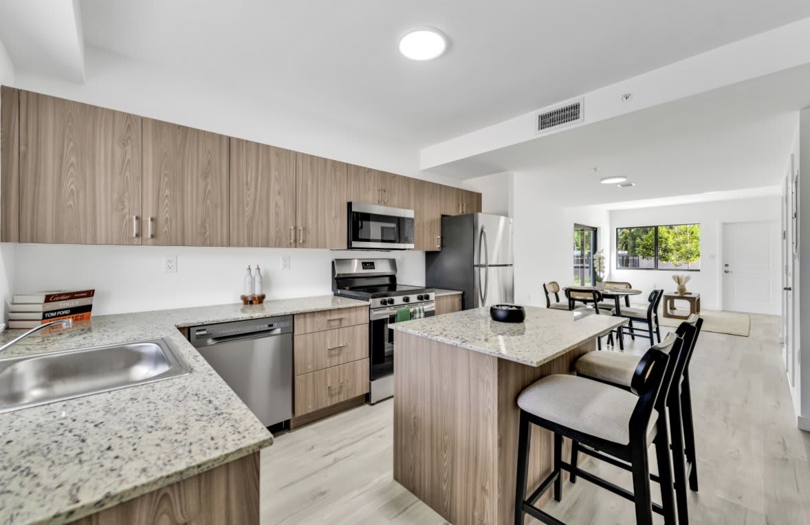 155 Northeast 160Th Street – photo 5
