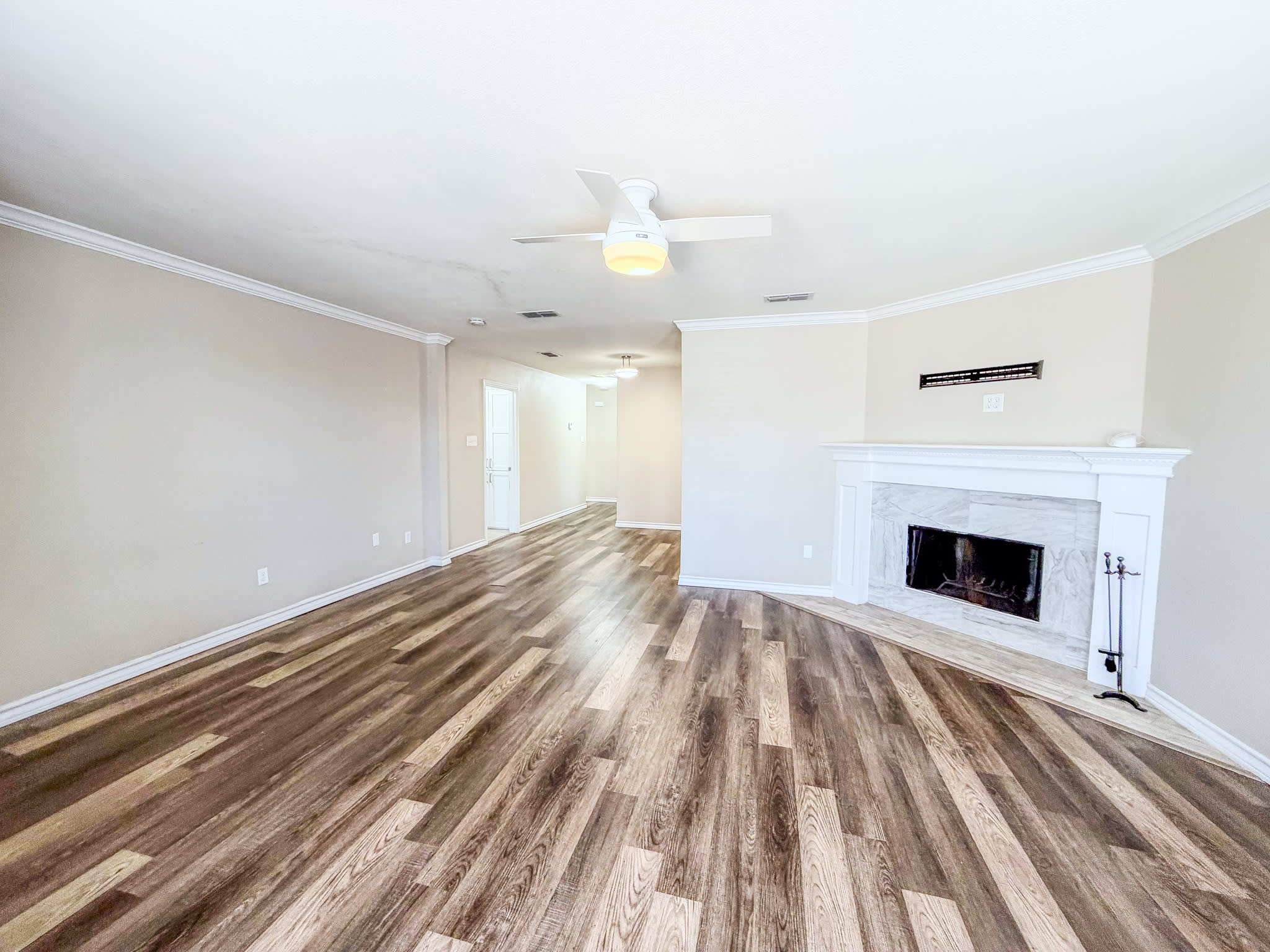 1816 75th St – photo 4