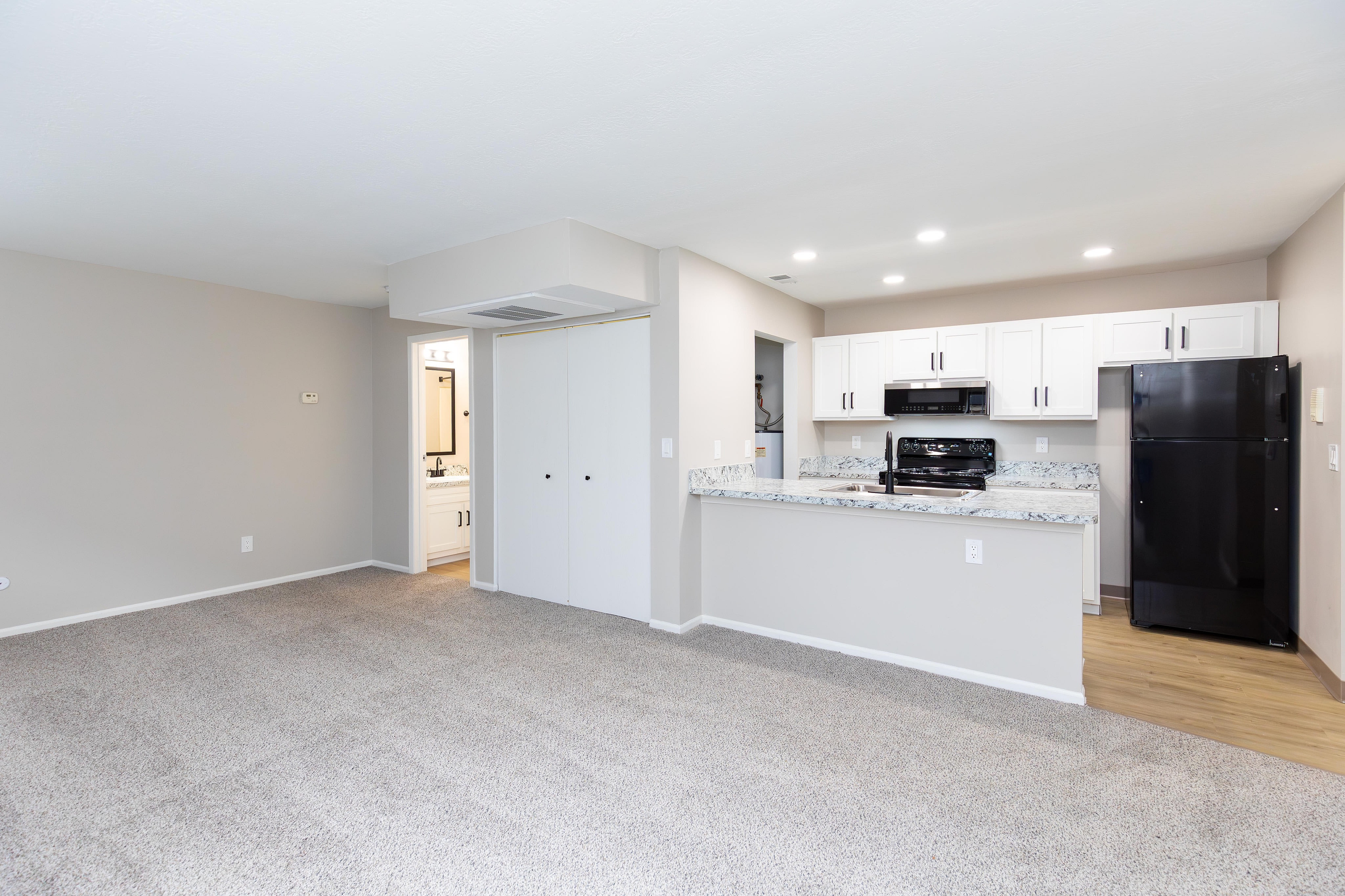 Market Mohawk Apartments – photo 5