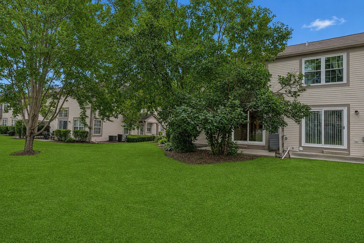 651 Lancaster Circle – photo 4