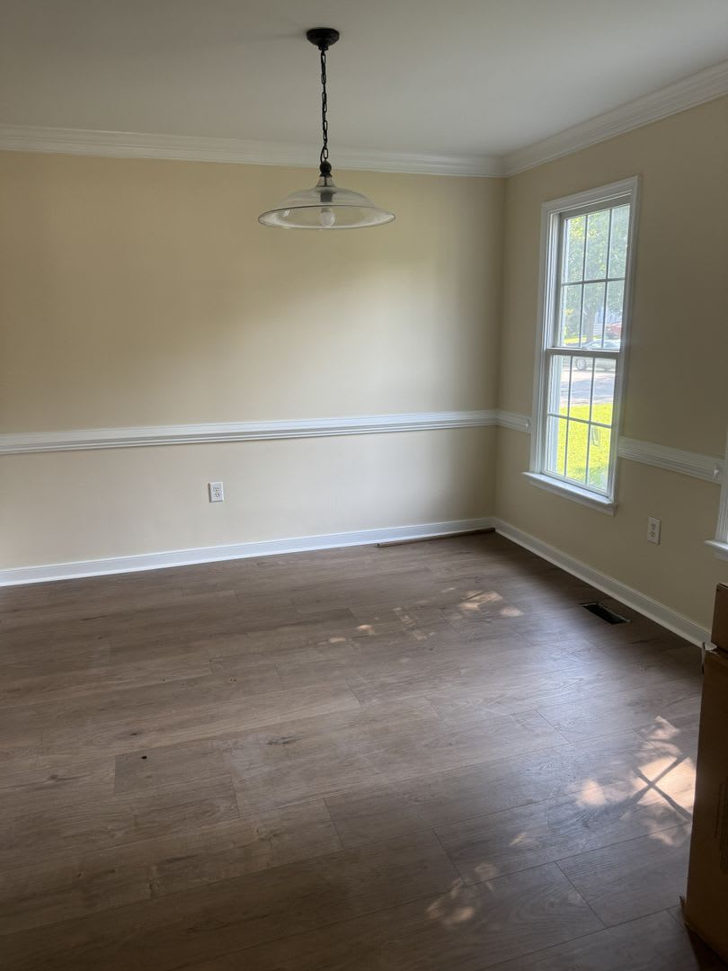 Stunning Colonial in Avery Green(Twin Hickory) Available for Immediate Occupancy!! – photo 4