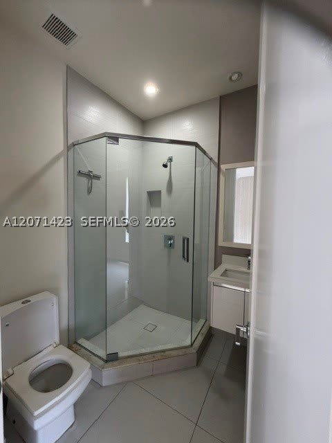 6434 NW 104th Ct – photo 2