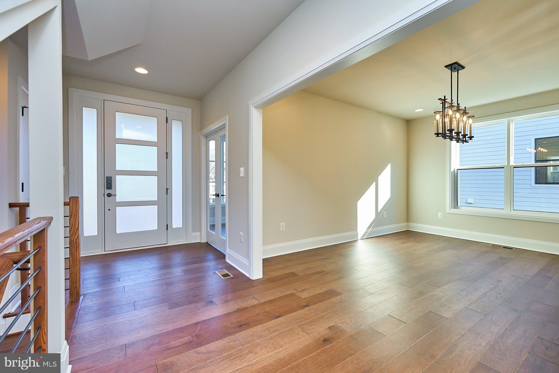 6845 CHURCHILL Road – photo 5