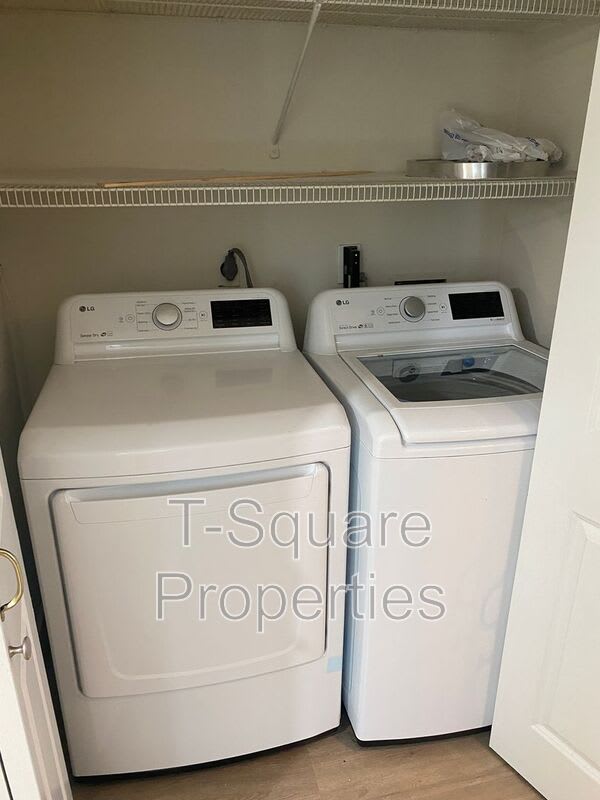 10925 SE 208th St – photo 4
