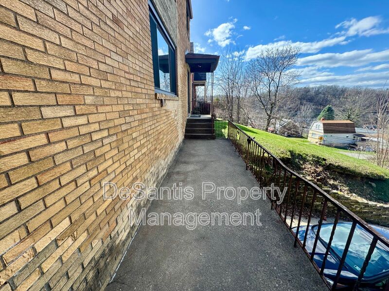 229-231 Marylea Avenue – photo 3