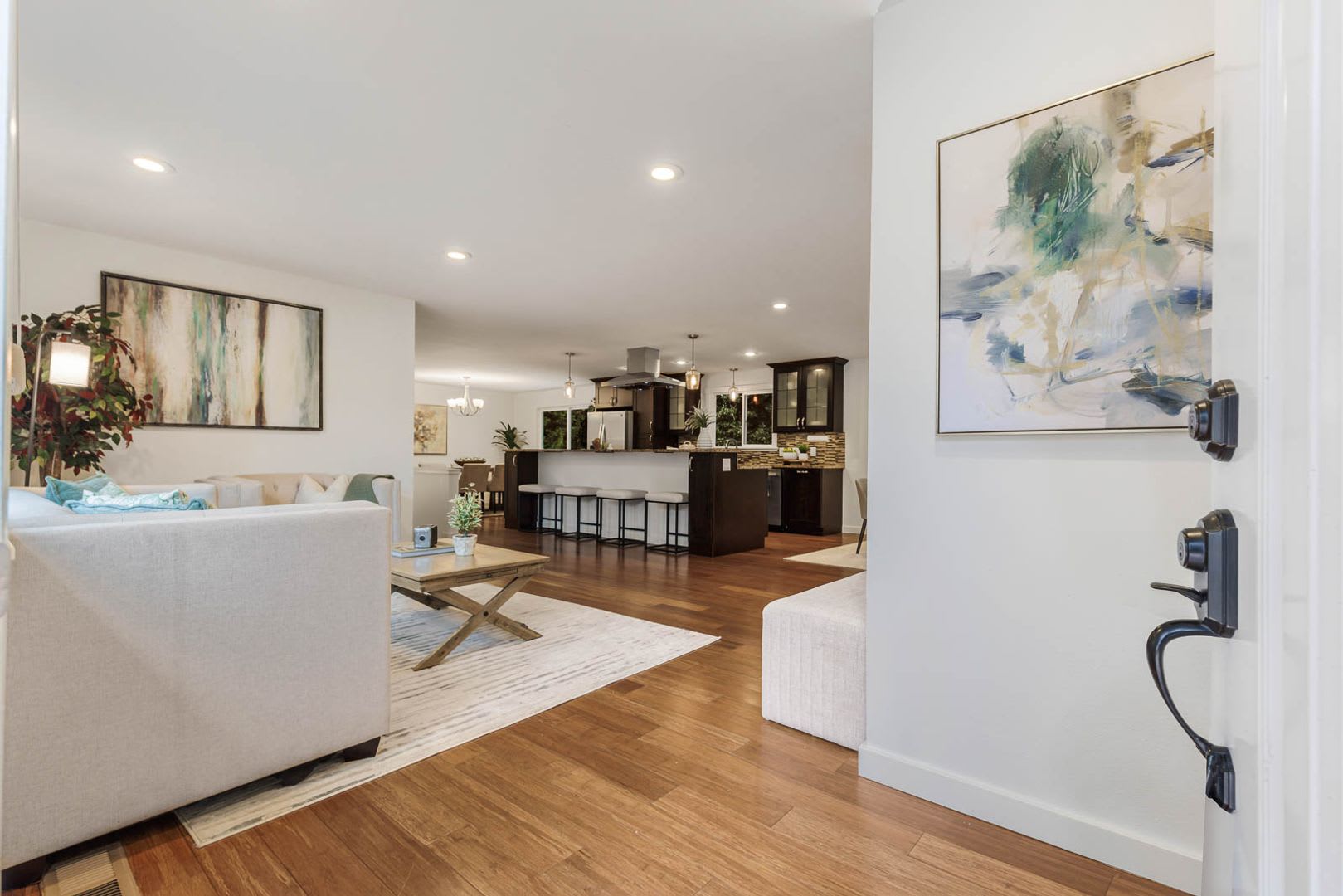 Beautifully Remodeled in Kenmore- Pet Friendly with Oversized Backyard – photo 3