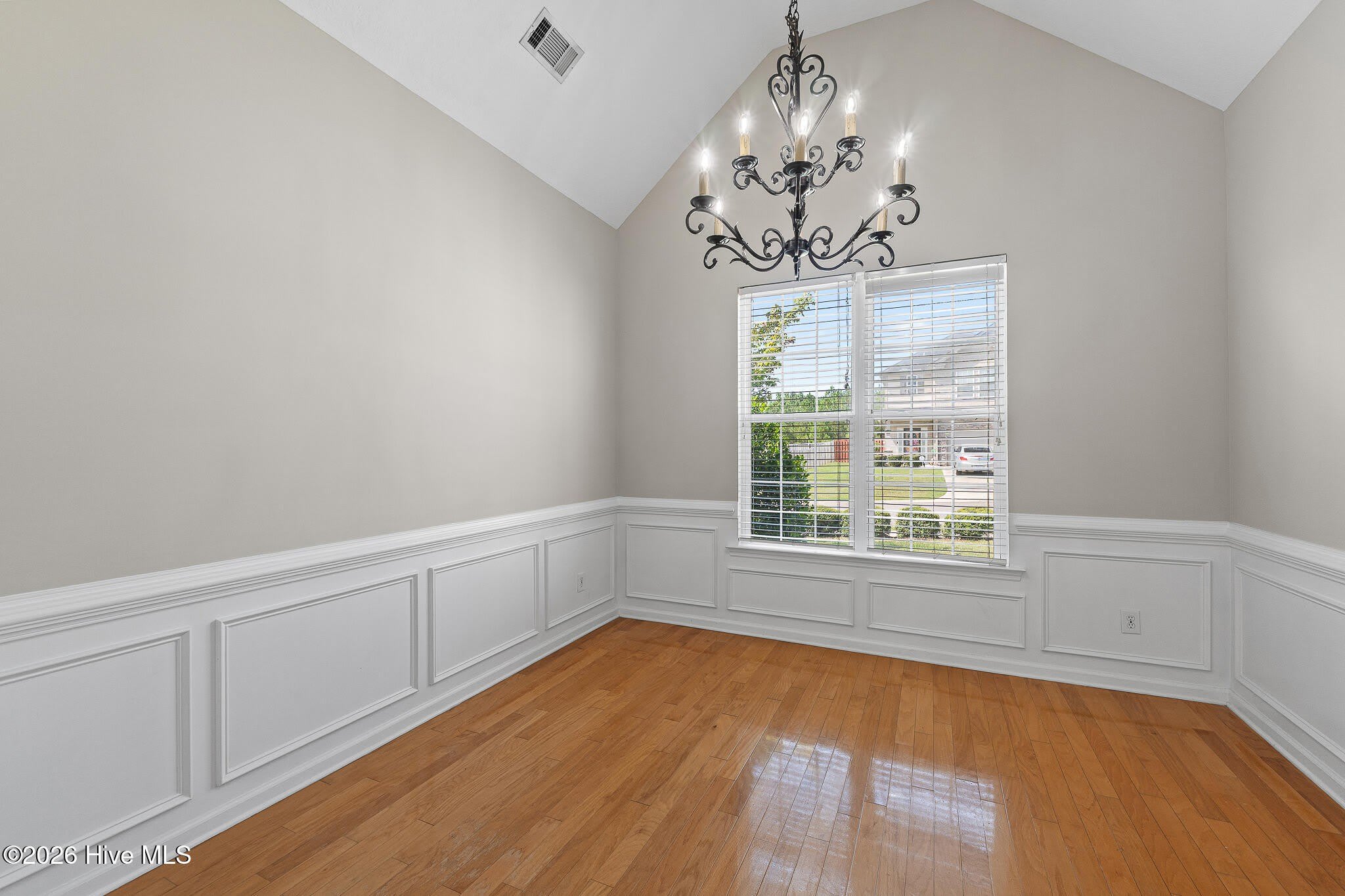 1034 Stockton Street – photo 5
