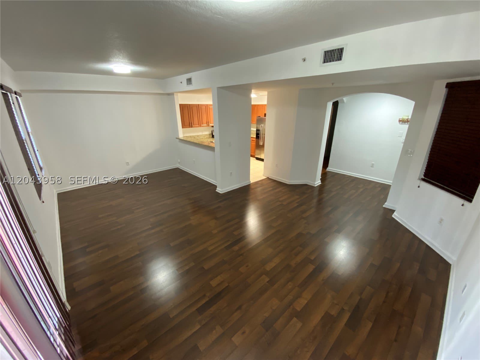 11202 NW 83rd St – photo 5