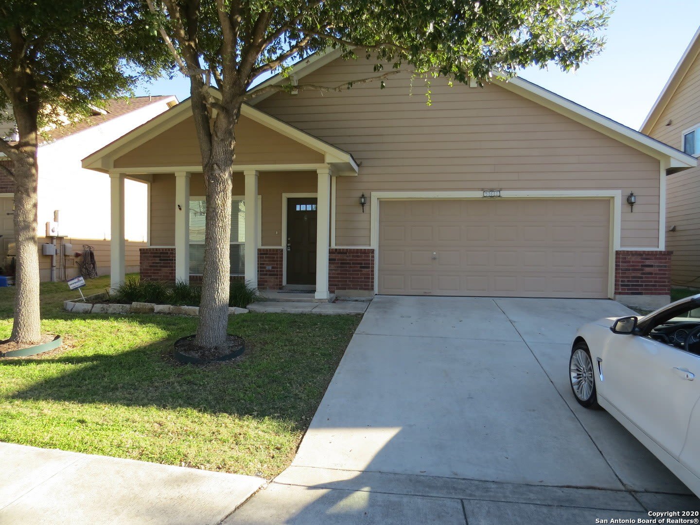 561 SLIPPERY ROCK – photo 1
