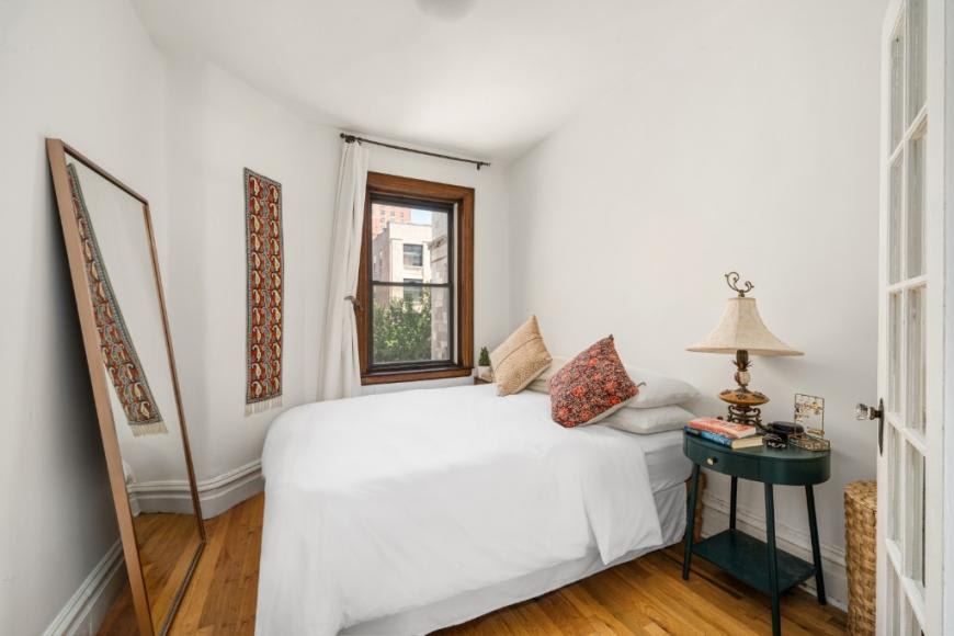 170 West 89th Street – photo 4