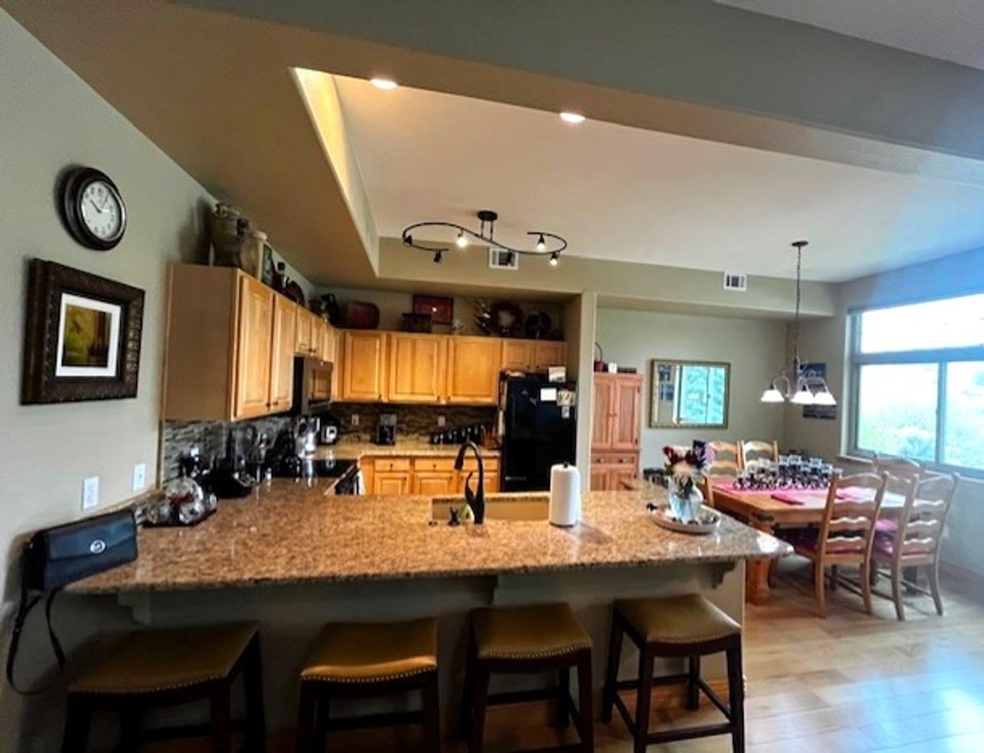 Winter Seasonal Rental- 174 Robin Drive – photo 4