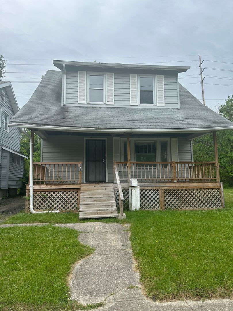 East side of Cleveland single home – photo 1