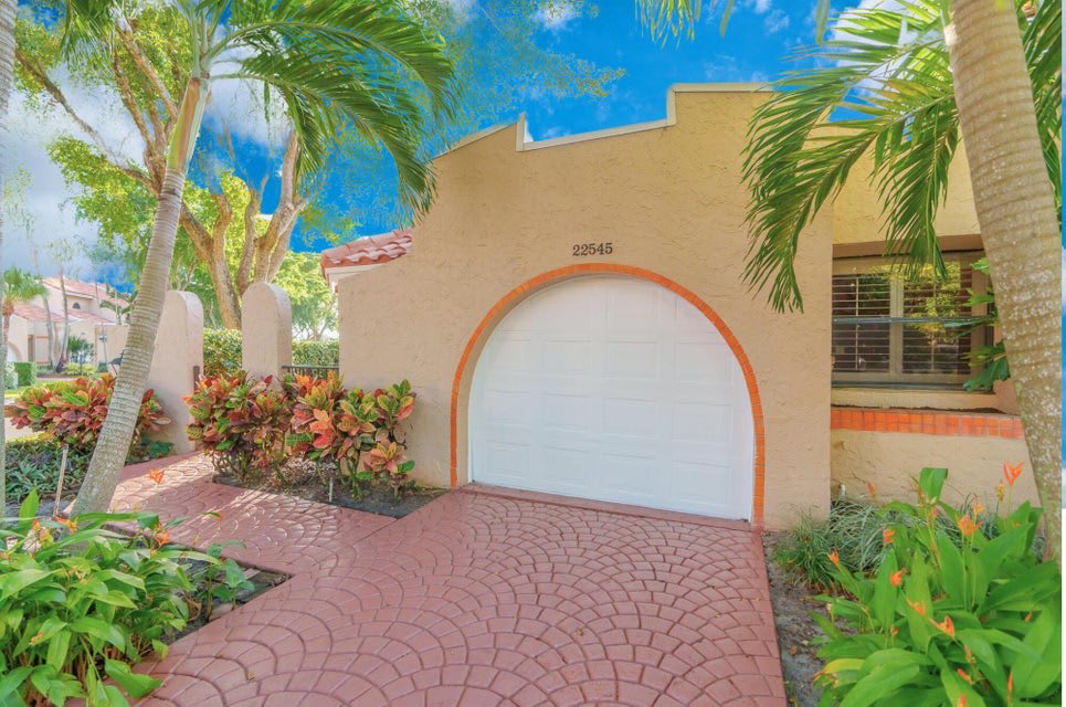 22545 Meridiana Drive – photo 2