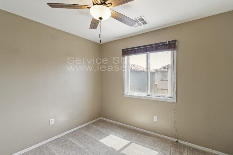 860 S Huish Dr – photo 5