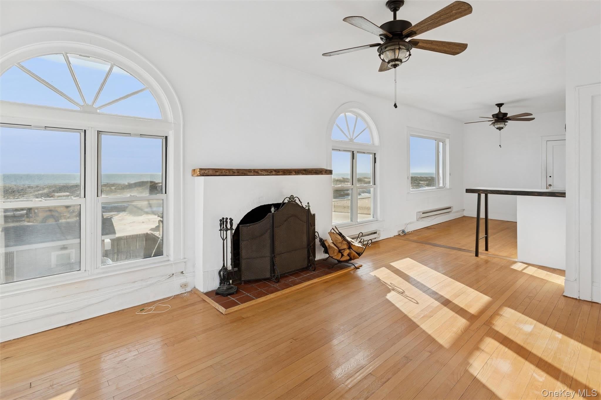 23 Troy Avenue – photo 2