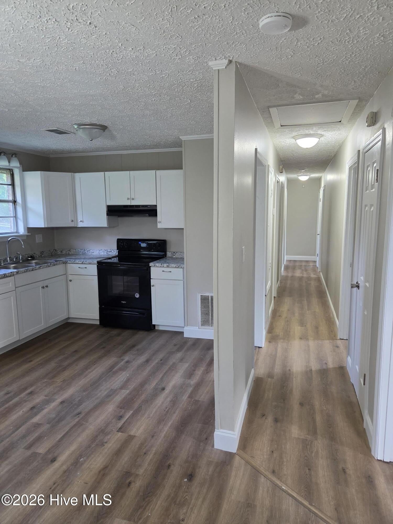 2420 Dublin Court – photo 5