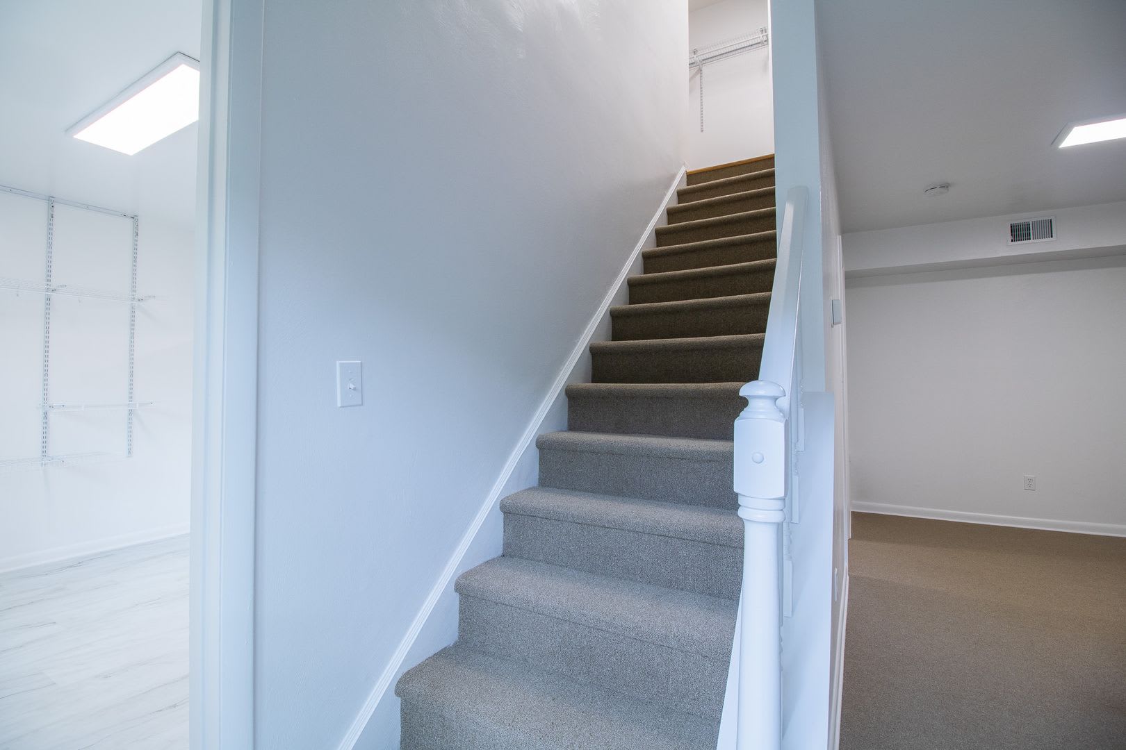 Available for the 2026-2027 leasing term – photo 4