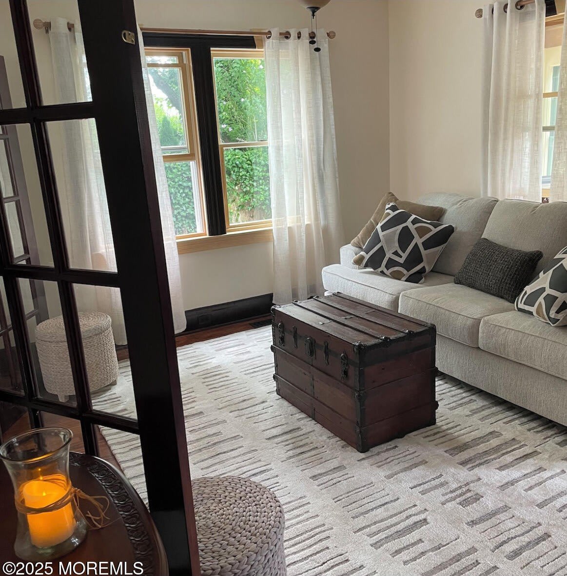 1302 Comstock Street – photo 3