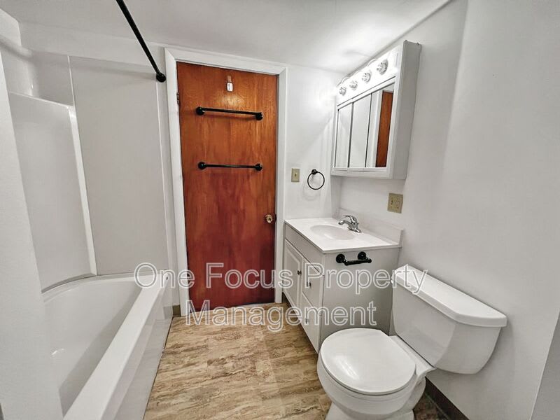 935 E. Second Street – photo 1