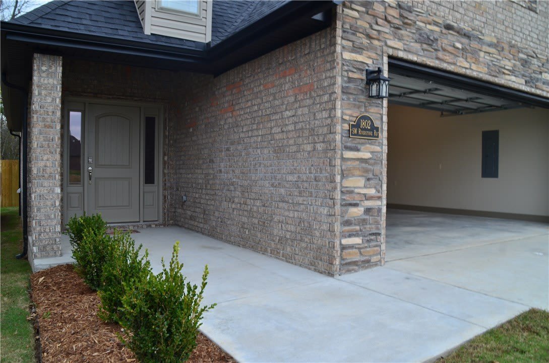 1802 SW Riverstone Road – photo 4