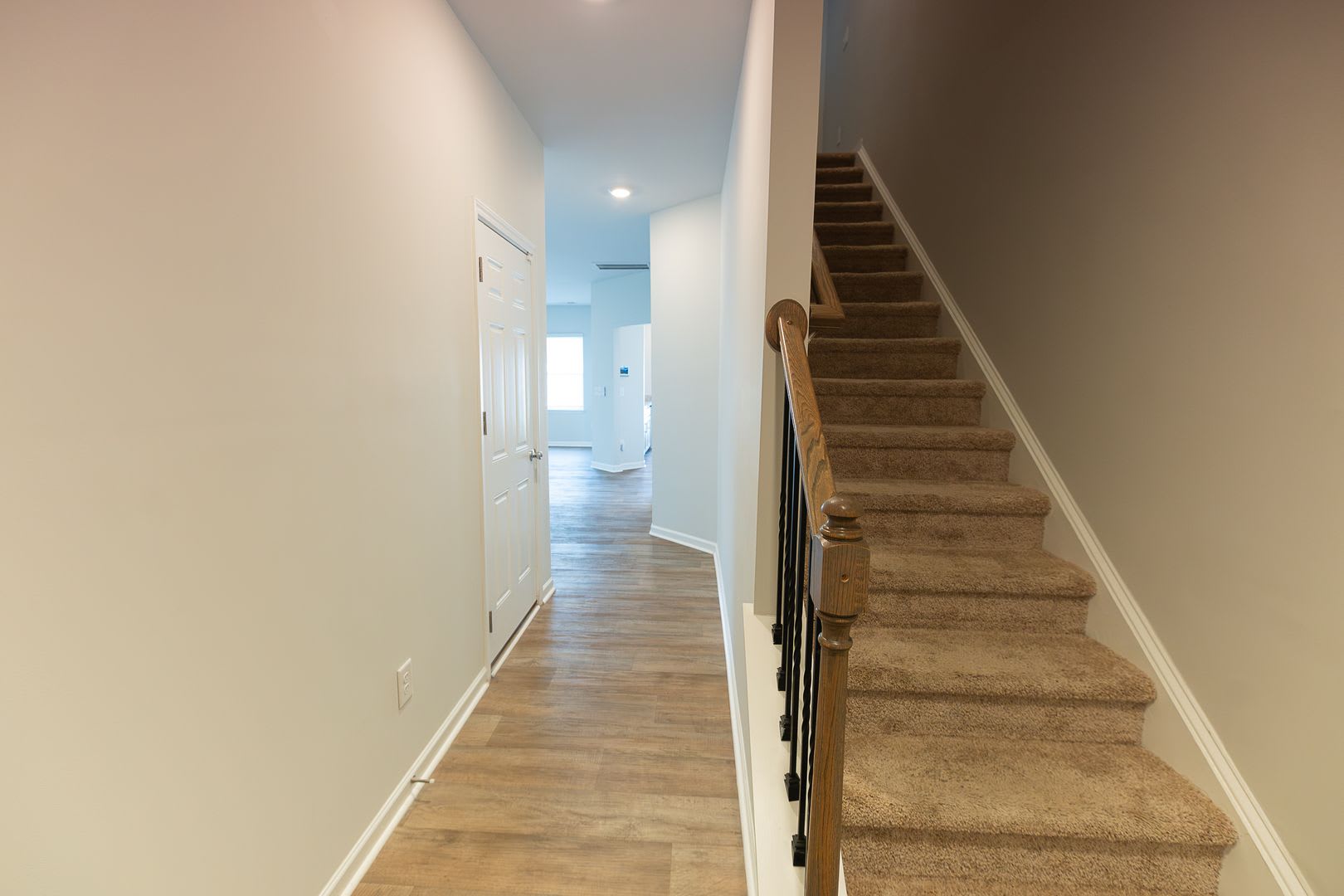 Like New 3 Bedroom 2 5 Bathroom Townhome In Reedy Fork Settlers Landing North Of Greensboro With A 1 Car Garage – photo 2
