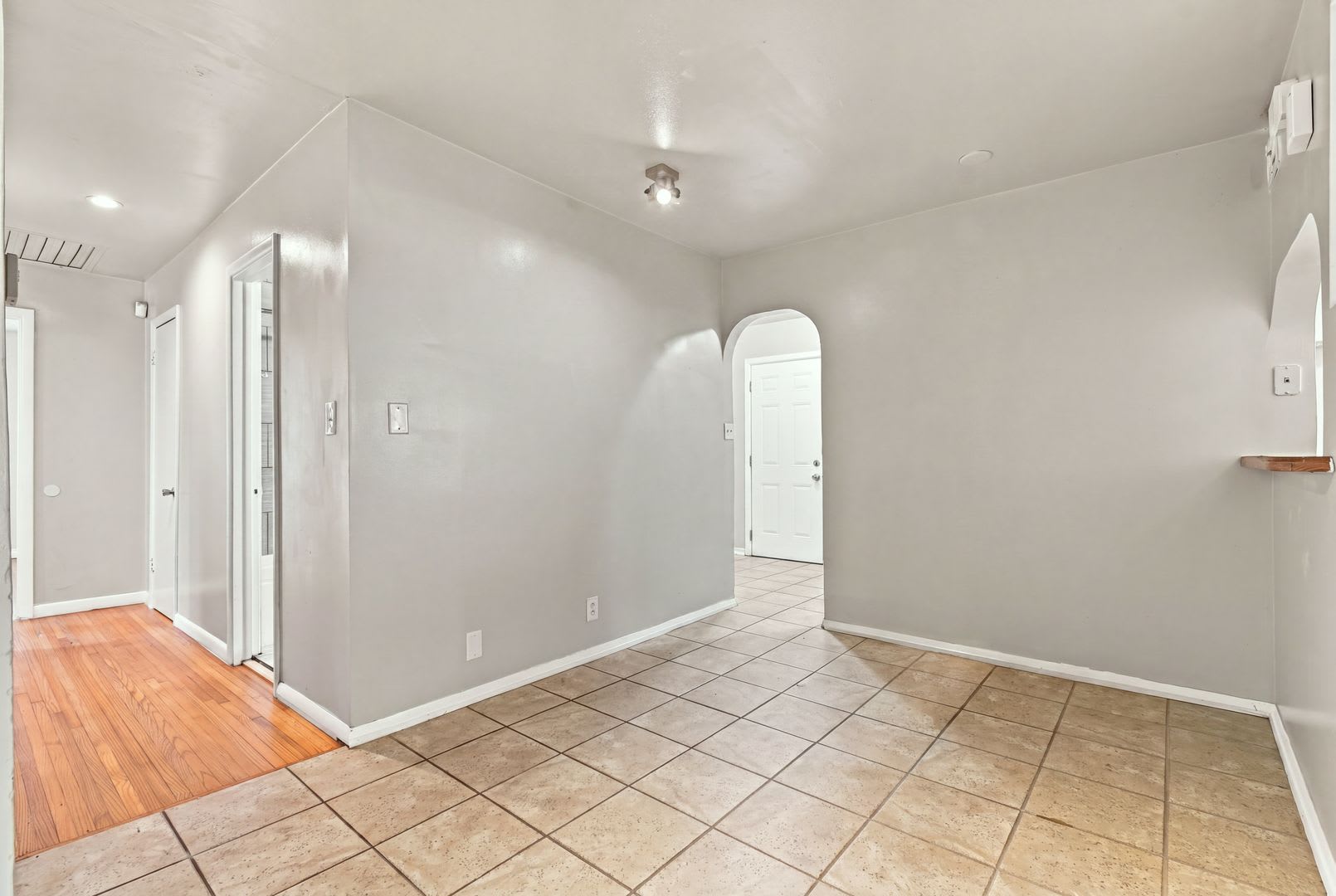 3 Bed 2 Bath Midtown Tulsa – photo 5