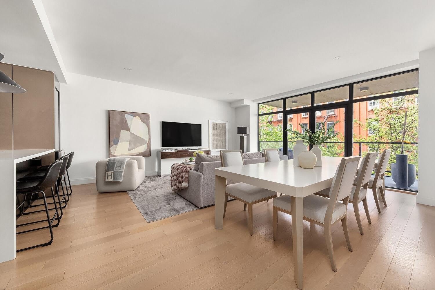 318 E 81ST Street – photo 2