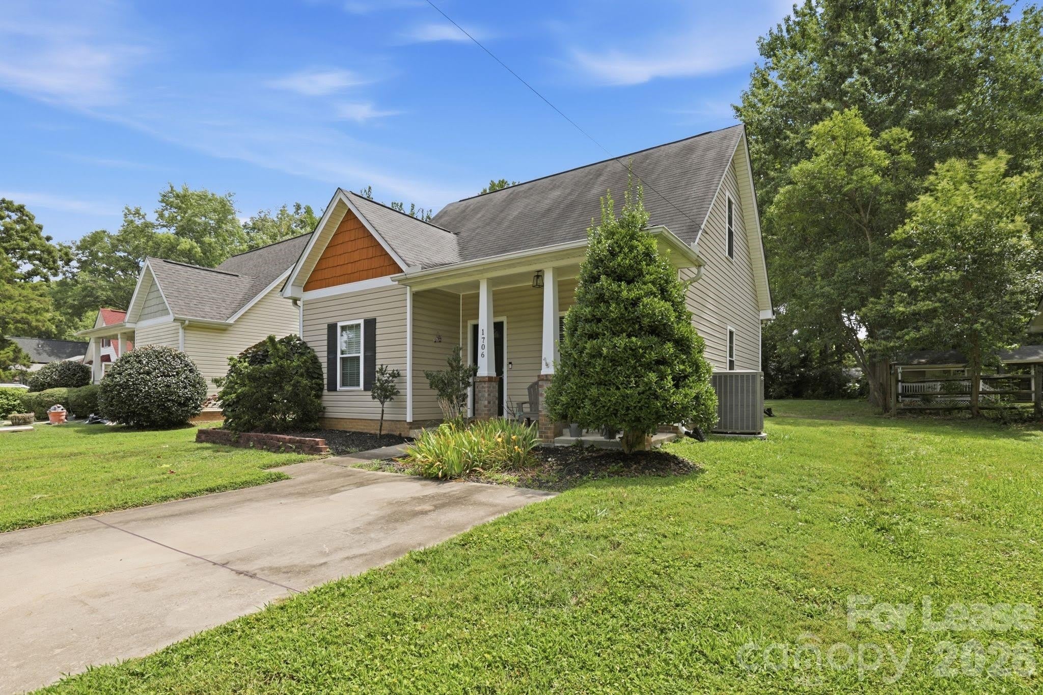 1706 Dallas Avenue – photo 2