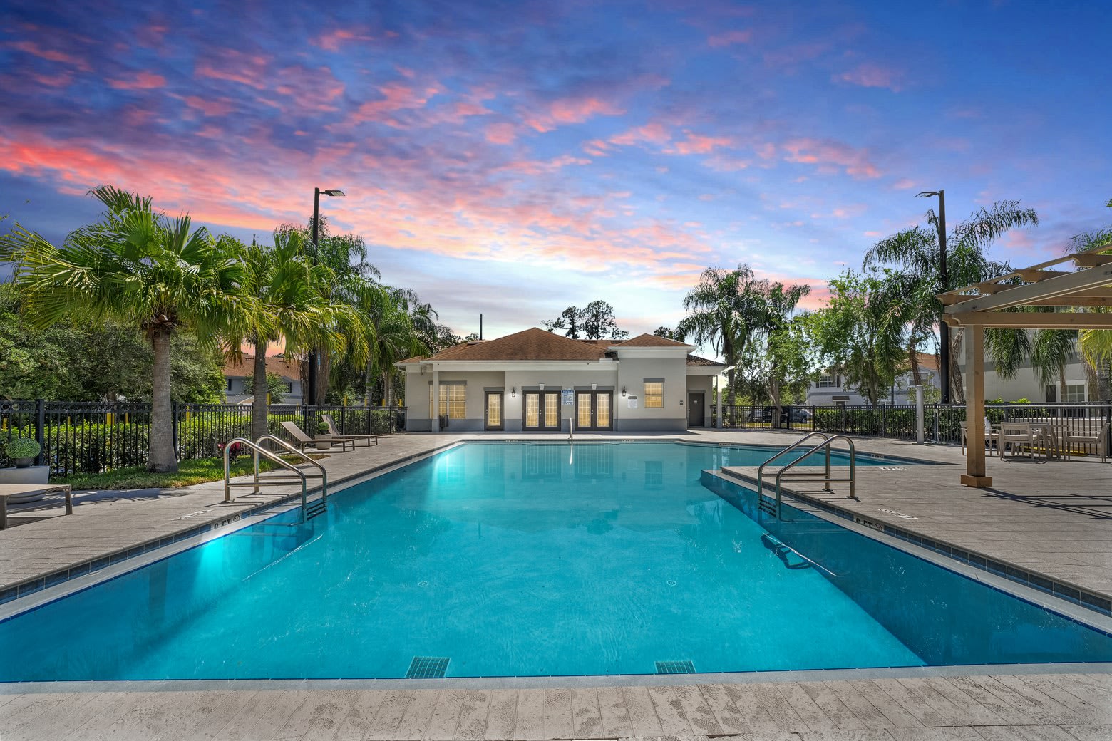 Estates at Lake Cecile – photo 2
