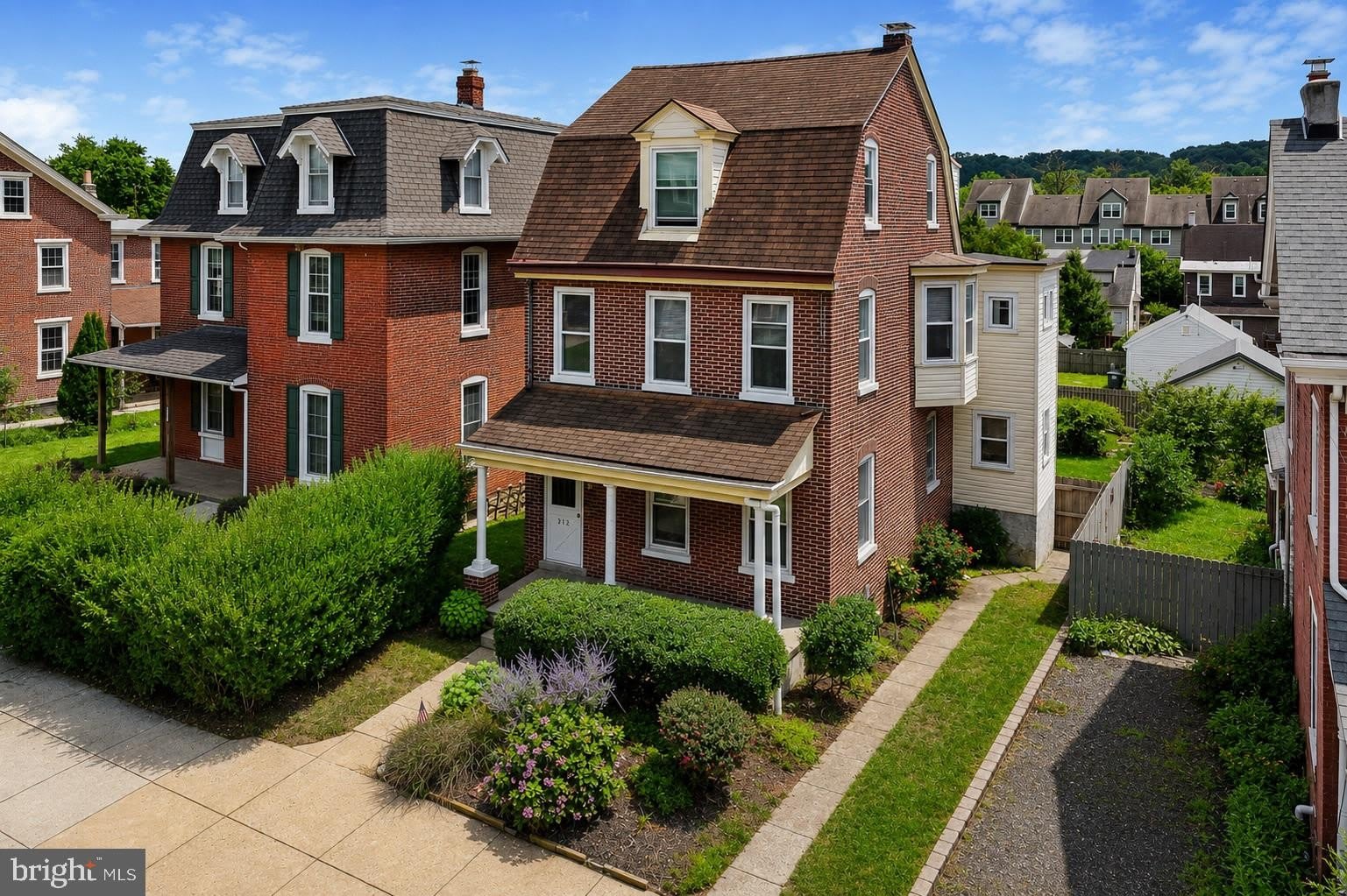 312 WASHINGTON Avenue – photo 1
