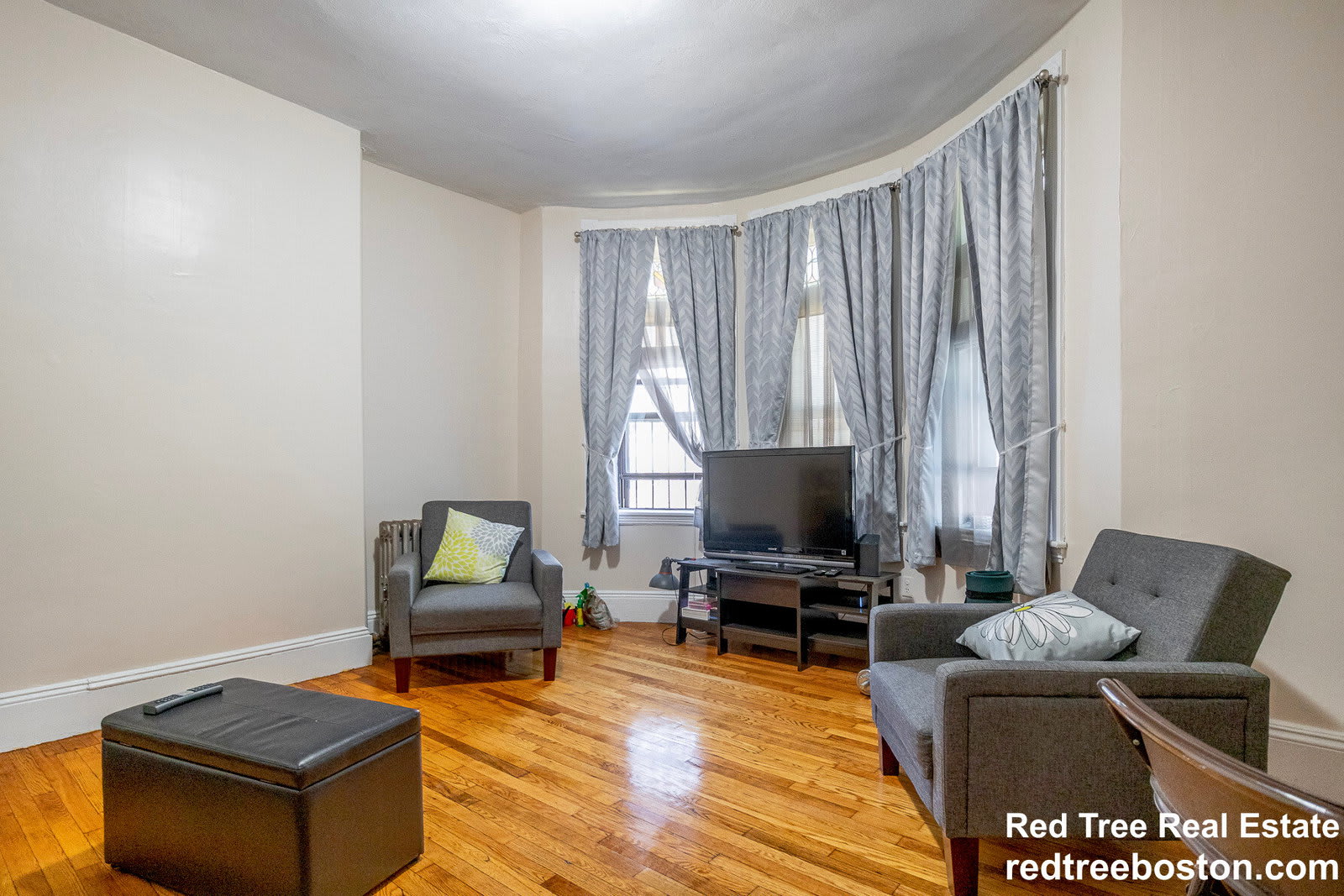 872 Huntington Avenue – photo 3