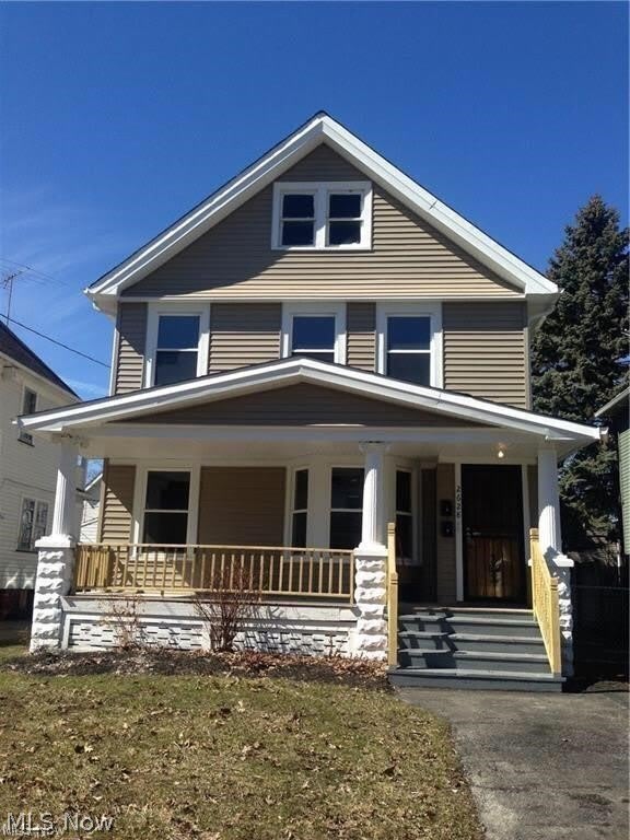 2628 E 124th Street – photo 1