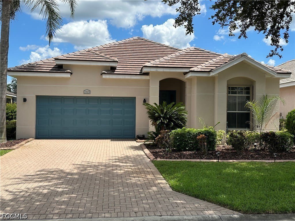 2323 Bainmar Drive – photo 1