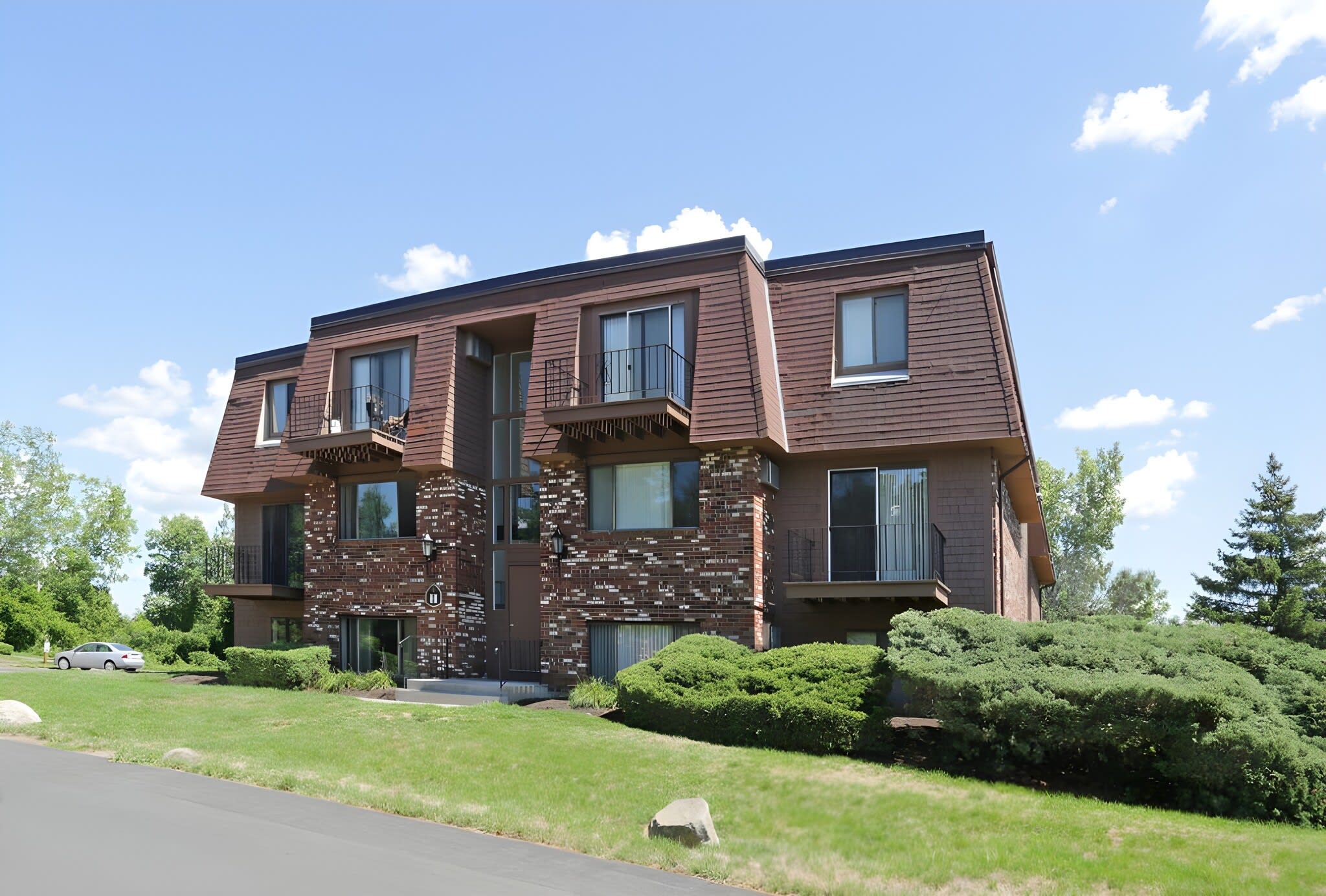 Brunswick Apartments – photo 1