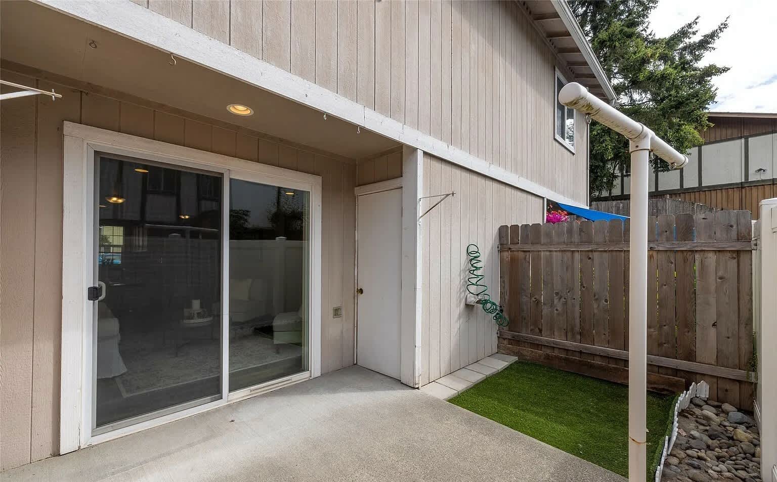 5002 South 30th Street – photo 1