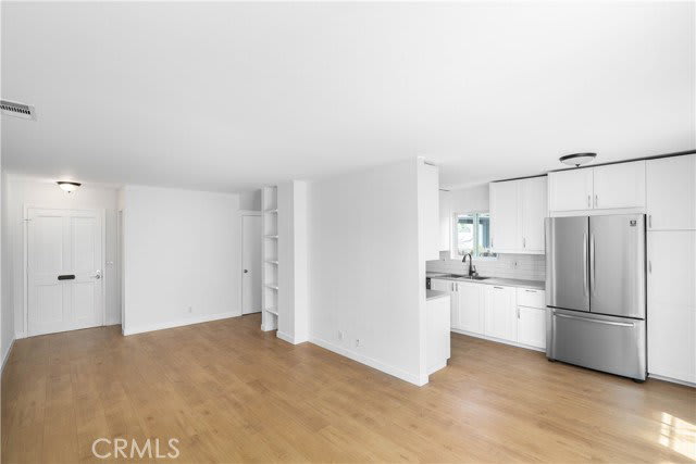 744 North Dillon Street – photo 2
