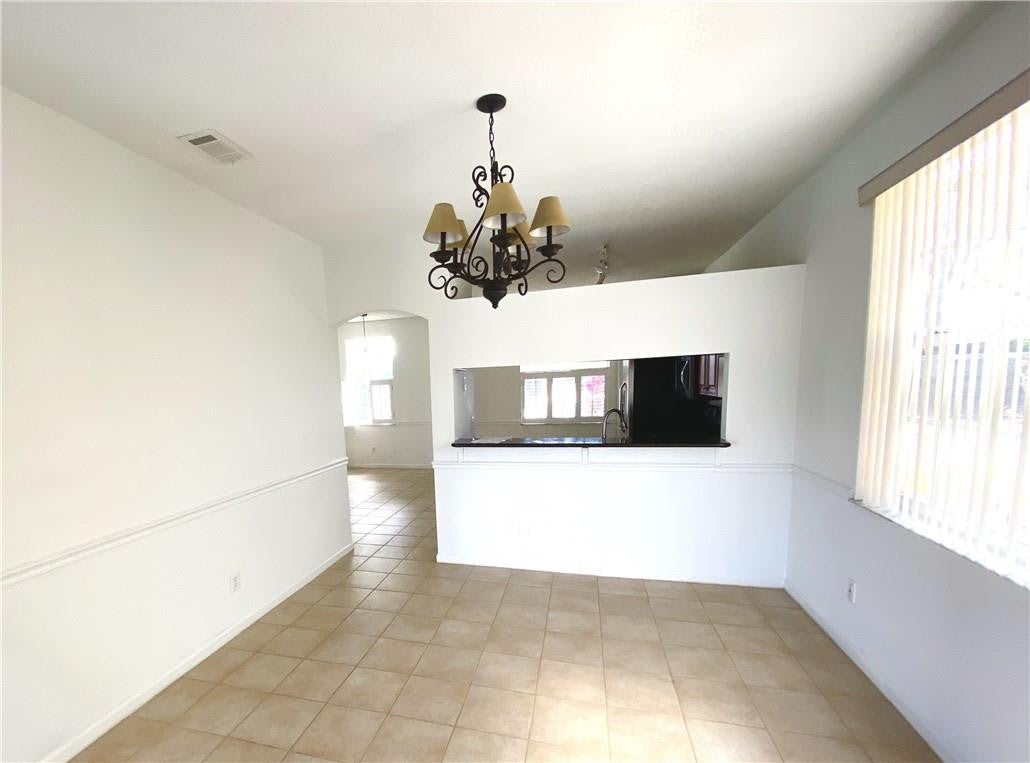 11135 Northwest 46th Drive – photo 4