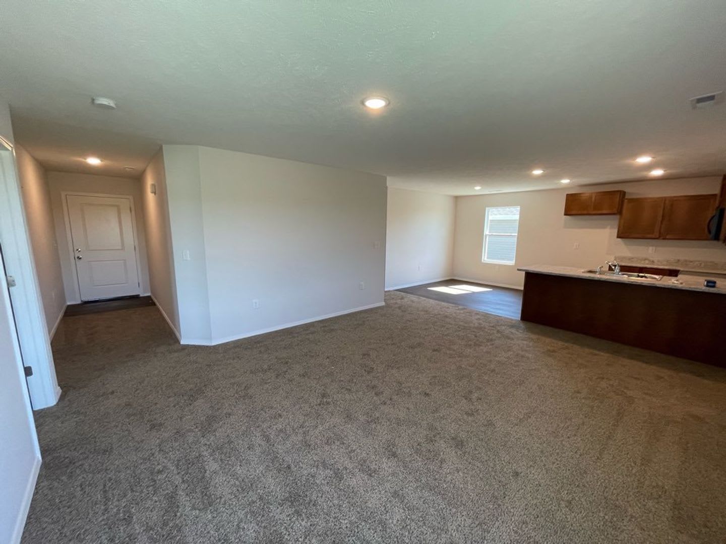 Brand New Aurora 3 Bedroom Rental – photo 4