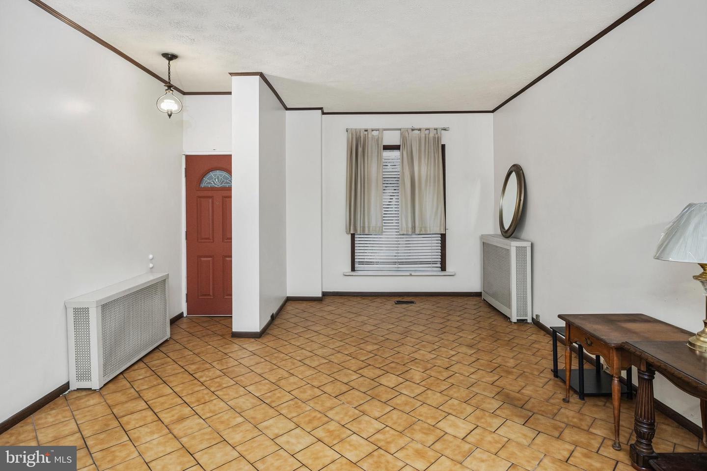 22 South Highland Avenue – photo 3
