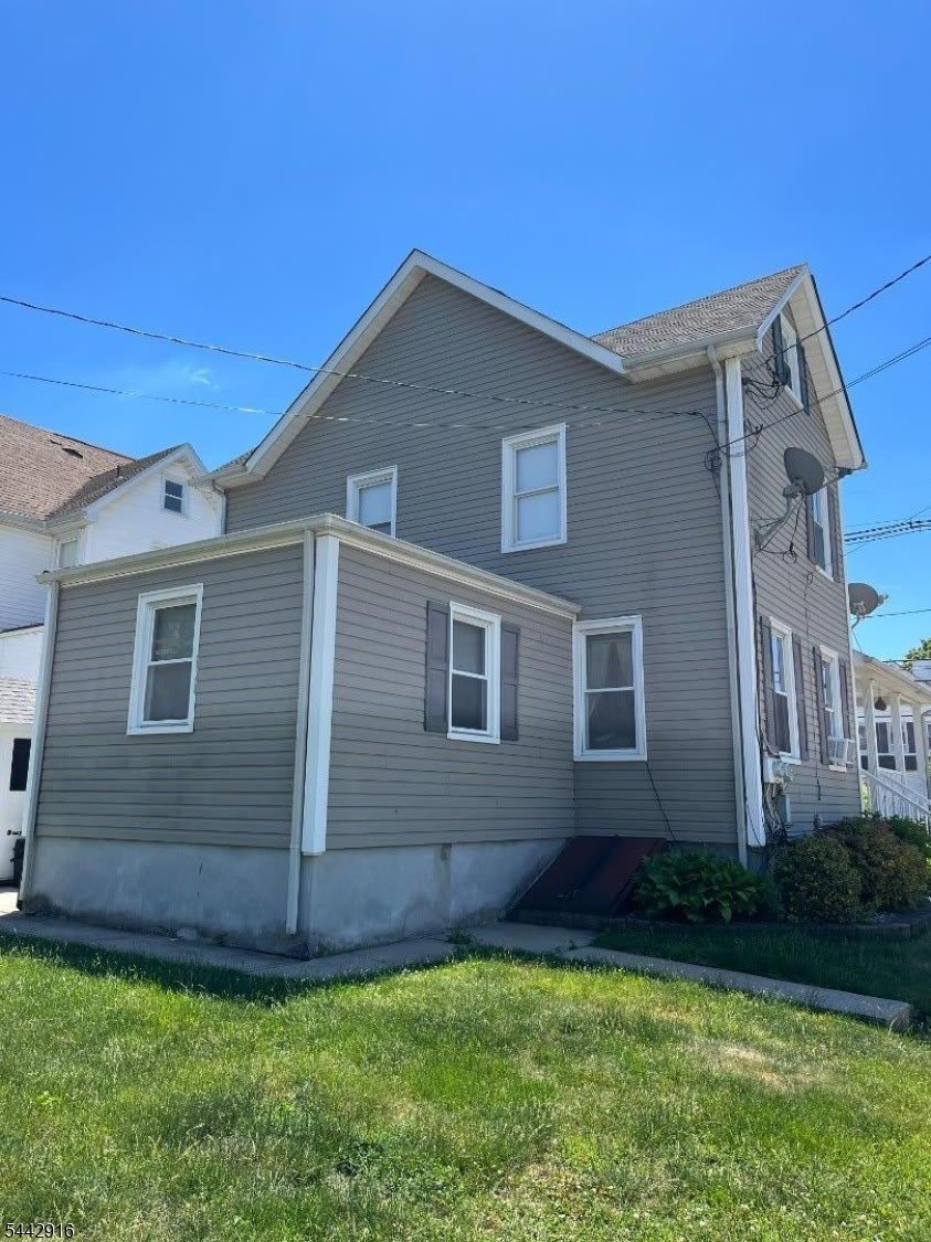 43 E Somerset St – photo 2