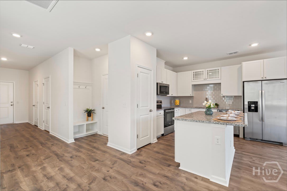 149 Benelli Drive – photo 4