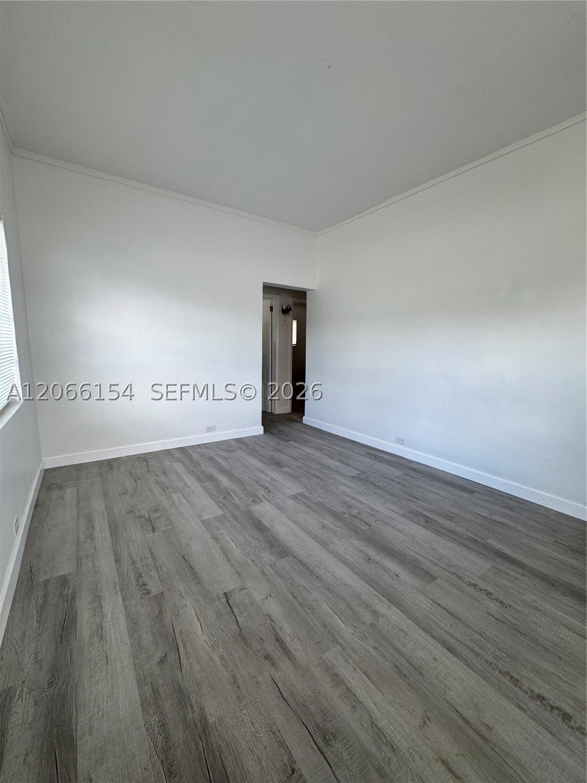 568 E 49Th St – photo 3