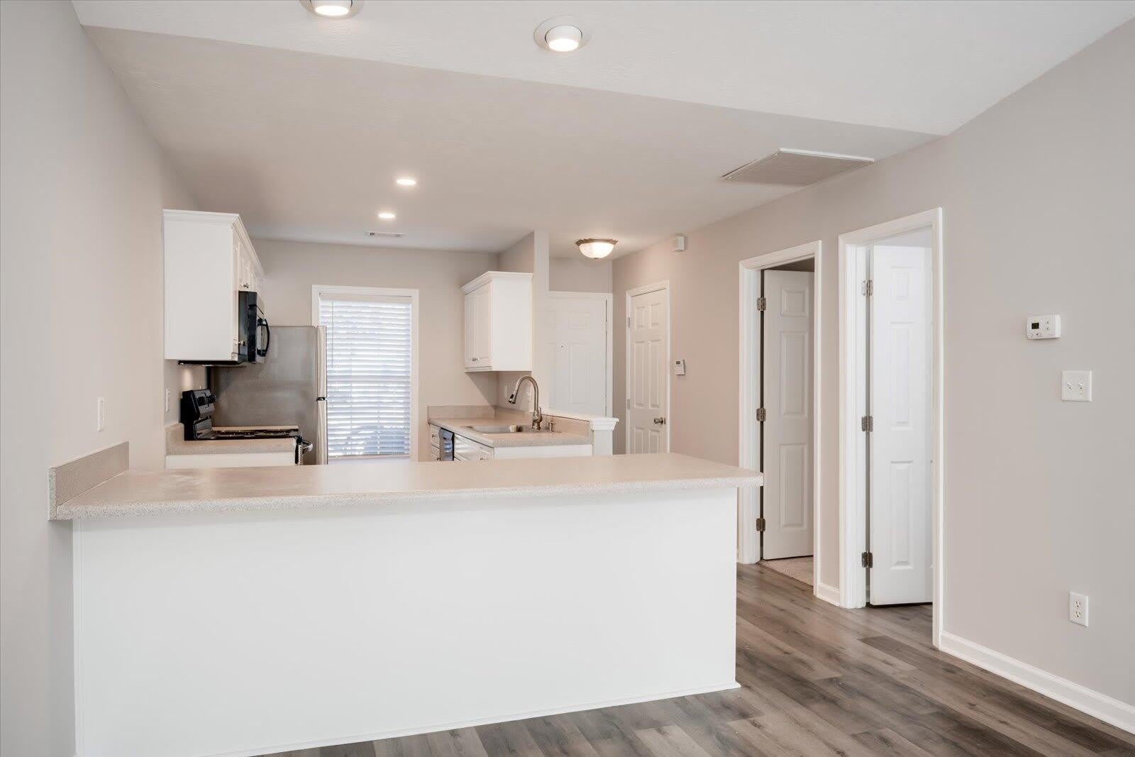 1216 Longpoint Drive – photo 5