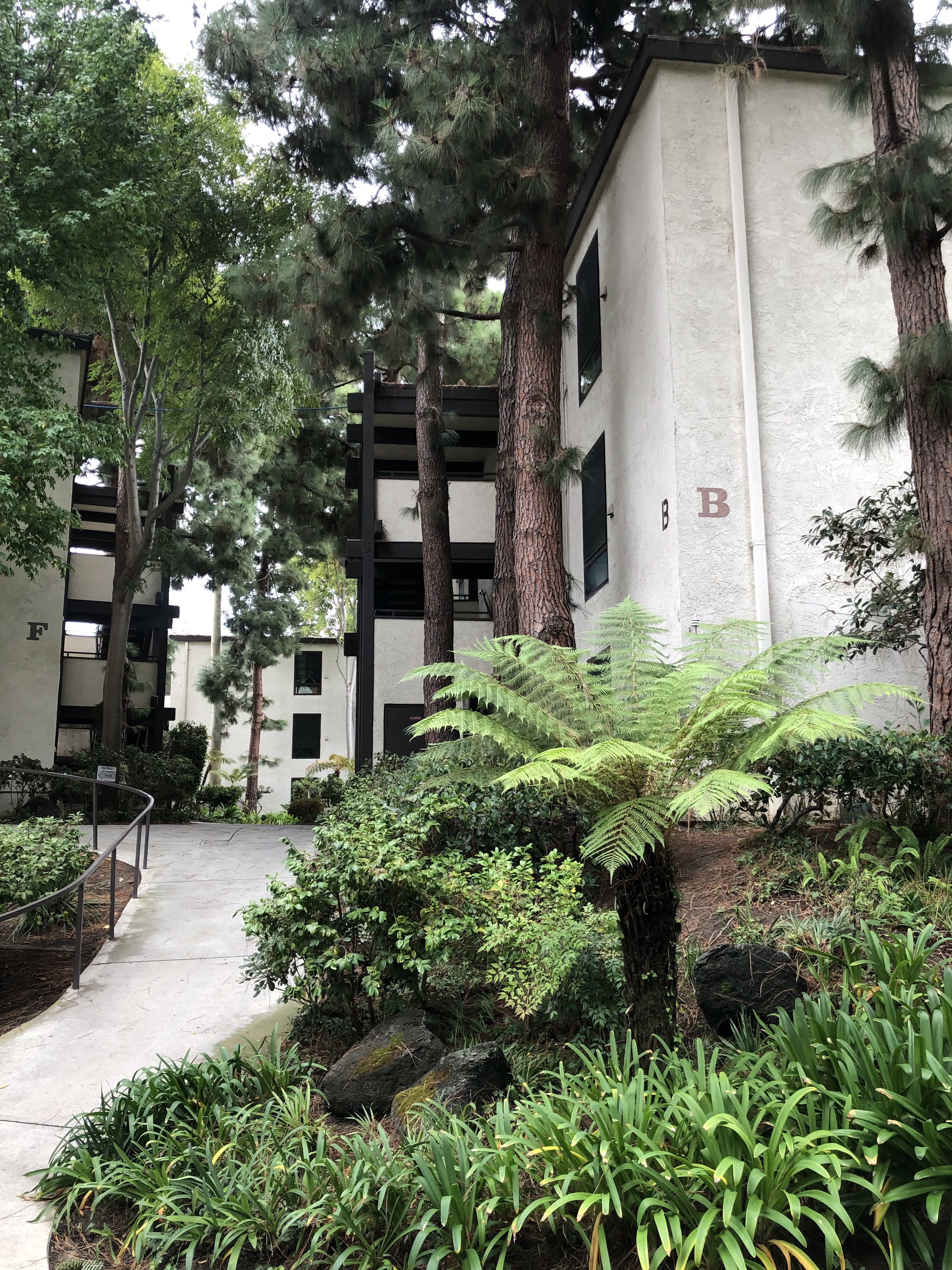 7765 West 91St Street – photo 1