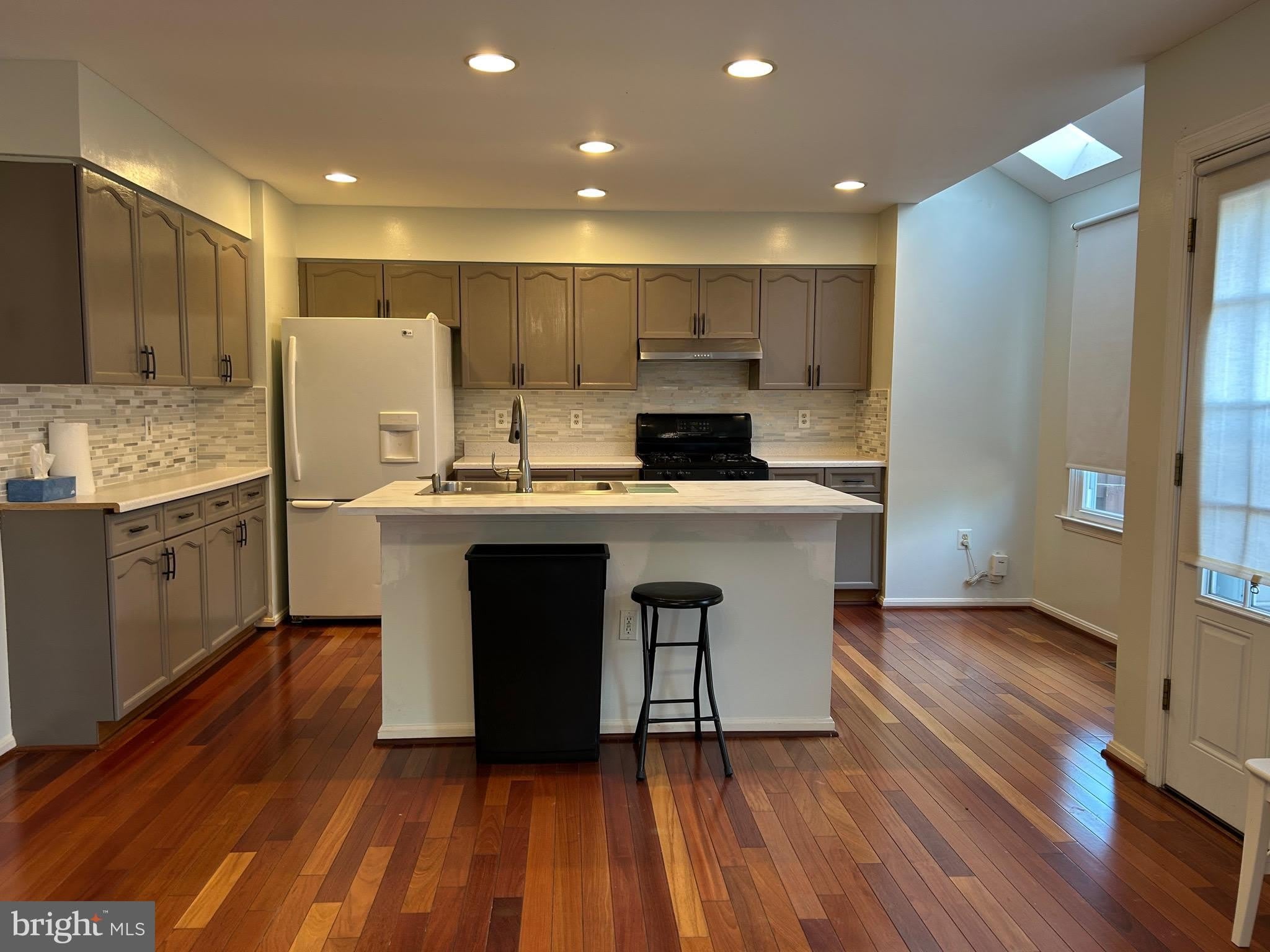 46706 BULLFINCH Square – photo 3