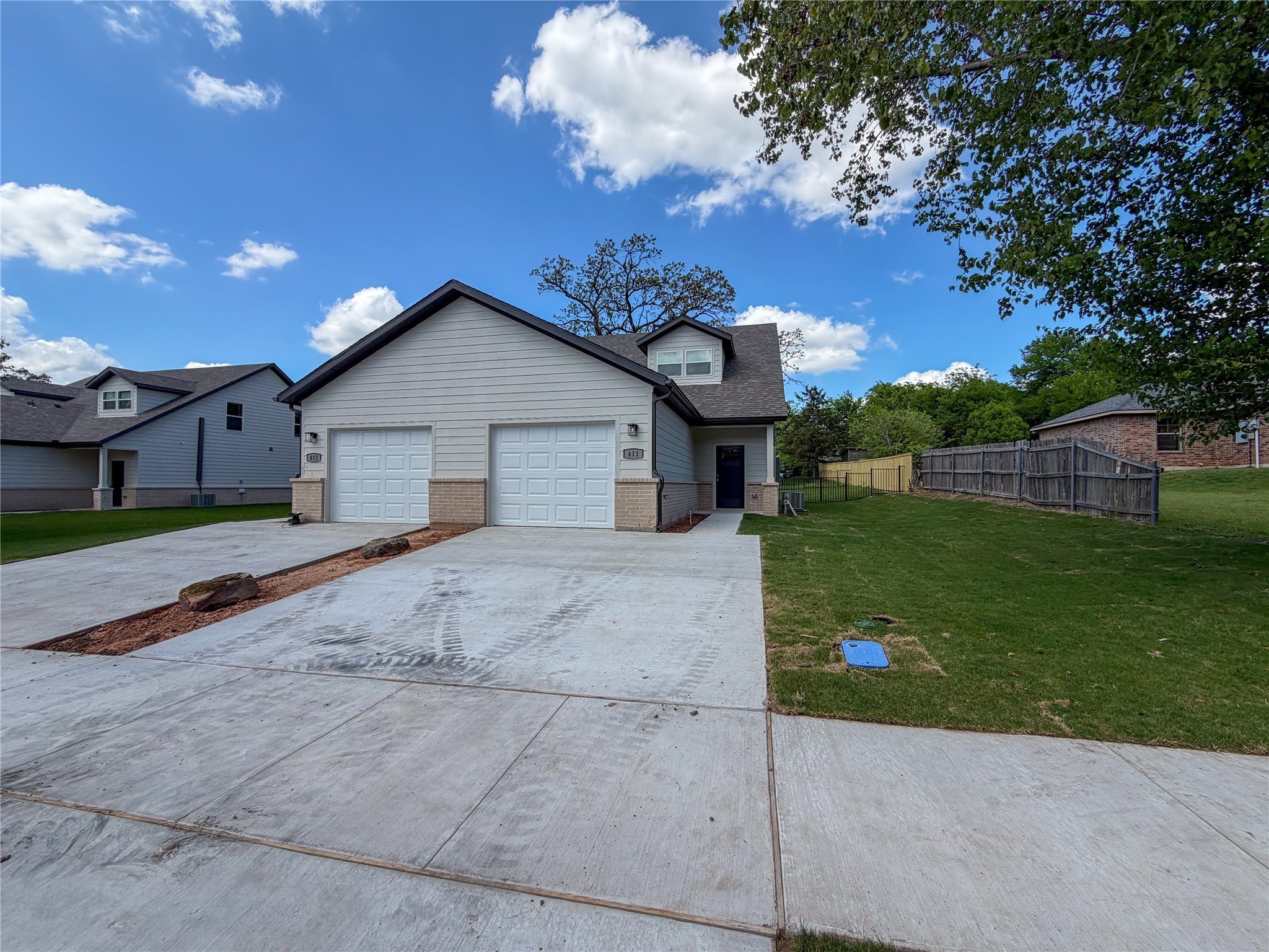 411 W Dulin Street – photo 2
