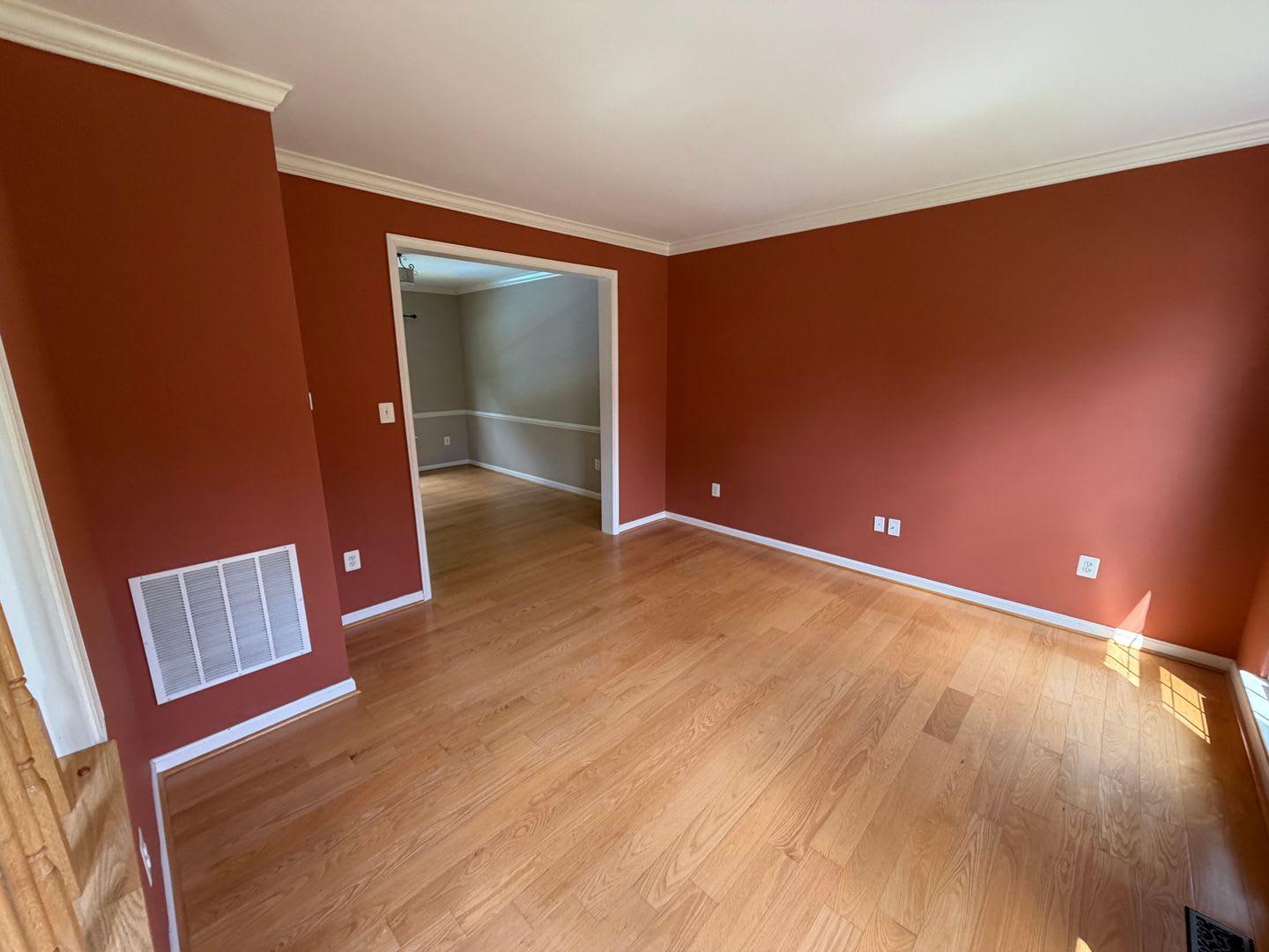 Large Updated Home in Elkridge – photo 5