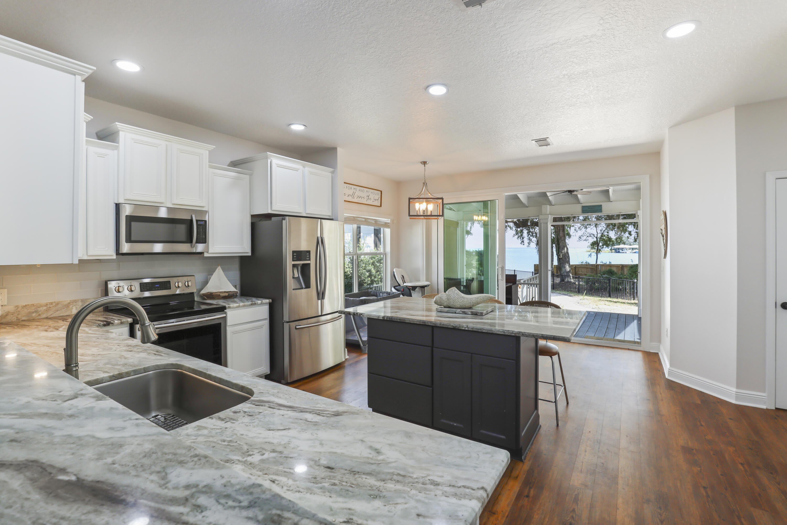159 Beacon Point Drive – photo 4